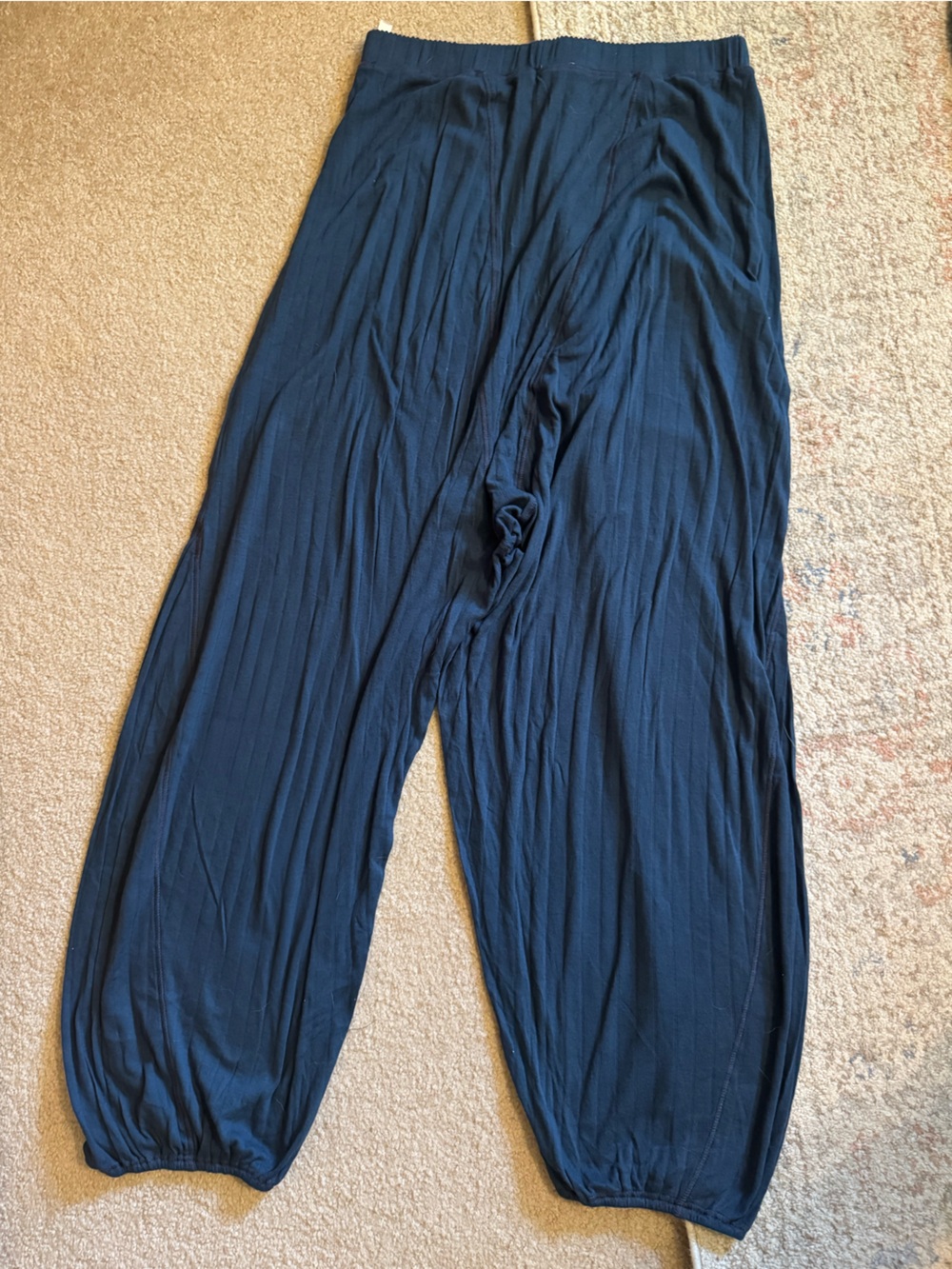 Wide-Leg Navy Track Pants with Elastic Waist - Picture 2 of 4